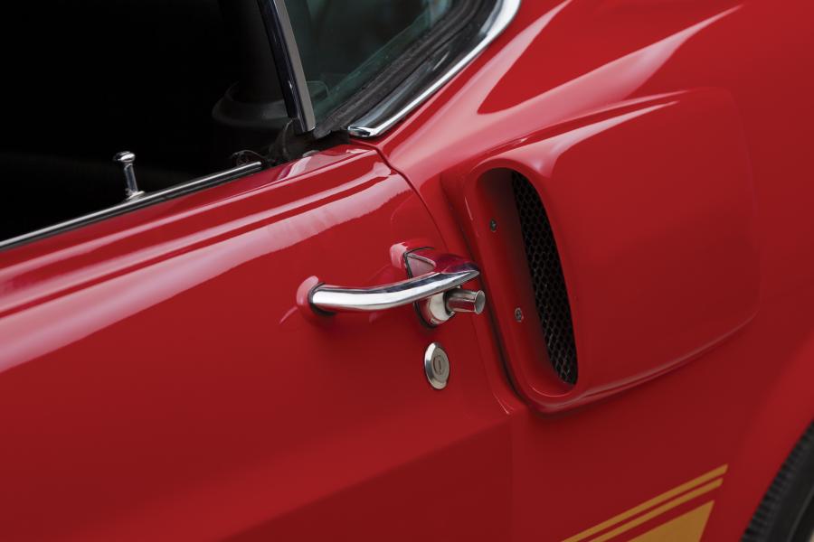  Shelby GT350 Fastback Coupe 1969 года  (фото 10 из 21)